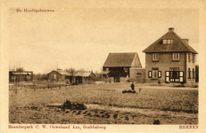 12072 Gezicht op het Hoenderpark van C. W. Ouwehand (de voorloper van Ouwehands Dierenpark) aan de Grebbeweg te Rhenen.